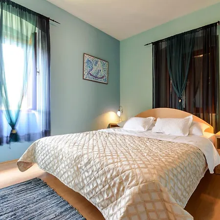 Vila Donna Apartments Trogir Exterior photo
