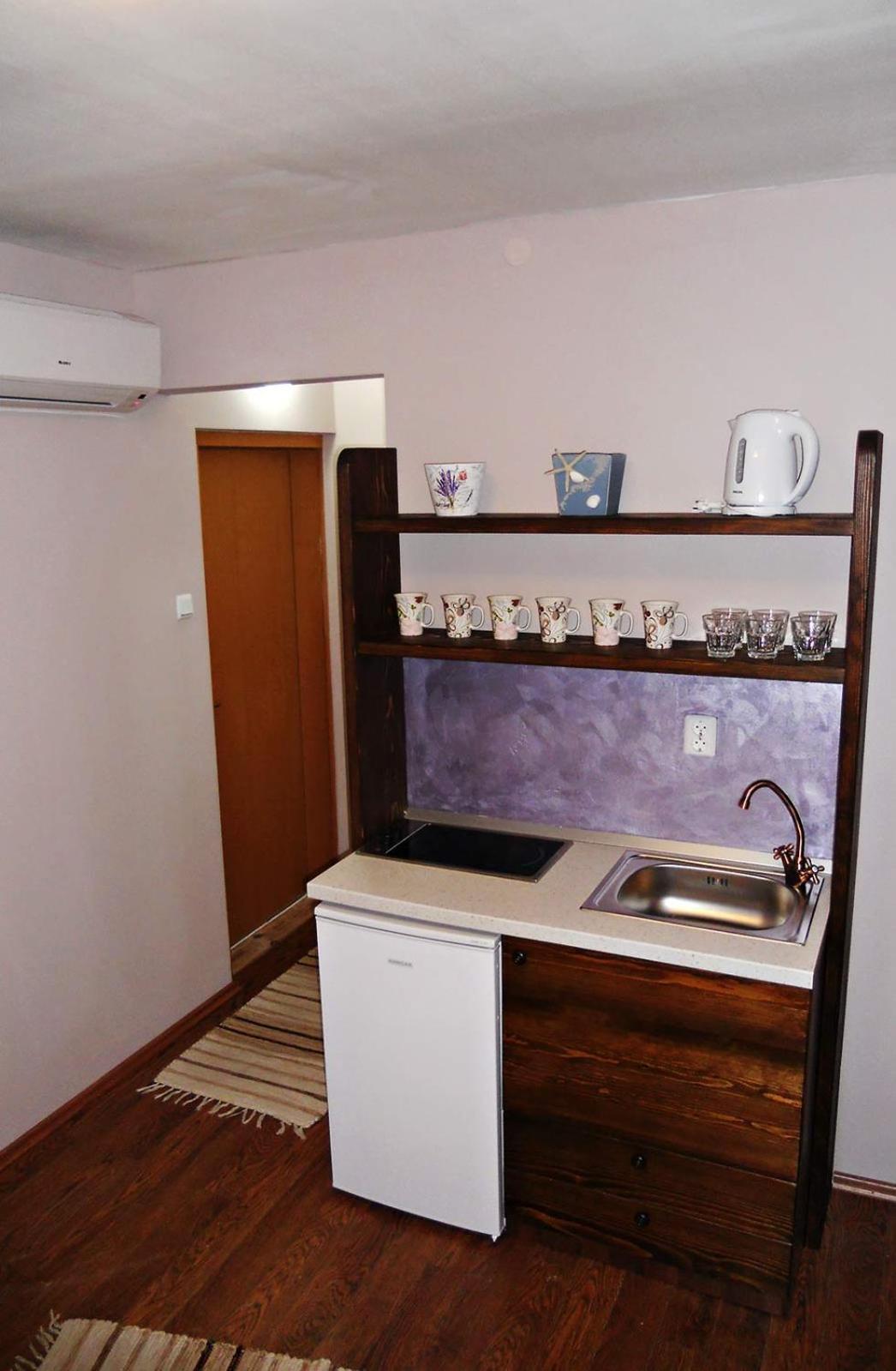 Donna Apartment